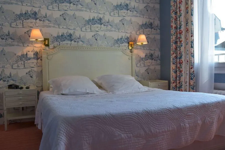 Gradlon Hotel Quimper 3*,